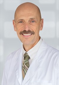 Portrait of Russell Berscheid, MD, CCFP (EM), FCFP