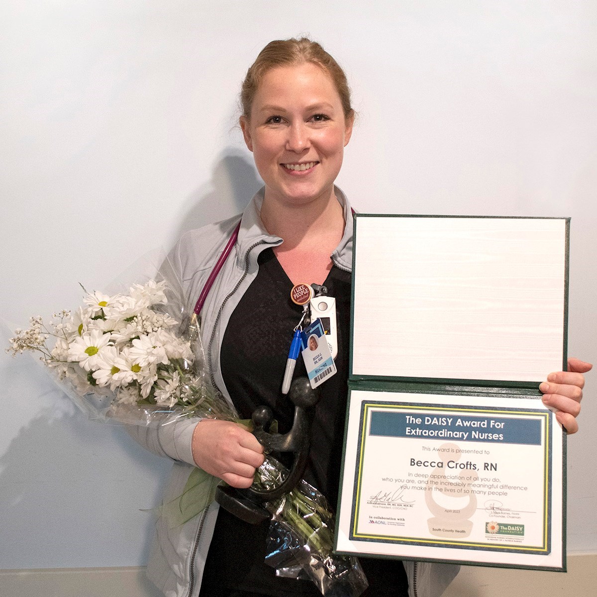 Becca Crofts, RN, Receives DAISY Award for Exceptional Care