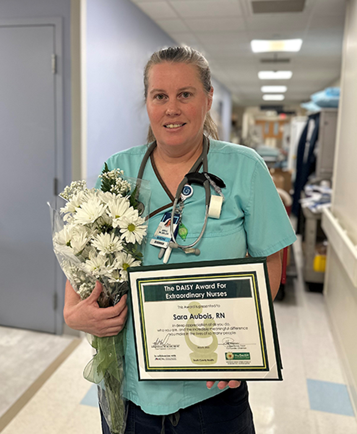 Sara Aubois, RN receives DAISY Award for Extraordinary Nurses
